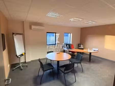 bureau à louer - toute charges incluses - peyruis