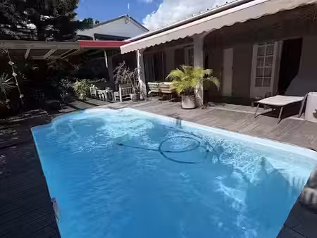 vente maison 4 pièces 80 m² à la possession (97419)  450 000 €