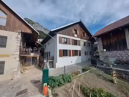 vente maison 9 pièces 150 m² à talloires-montmin (74290)  435 000 €