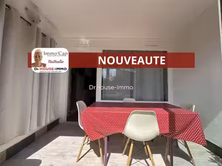 studio de plain pied proche de la mer - piscine dans la residence ambassade du soleil au c