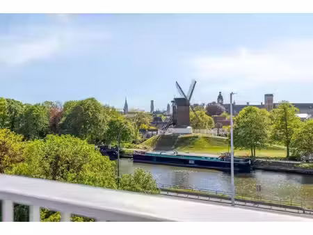 luxueus penthouse appartement (215m² + 120m² terras) te brugge