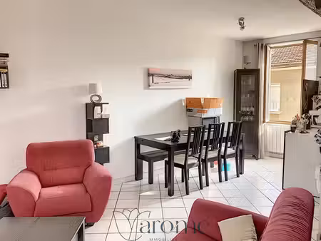 appartement 2 pièces - au coeur de l'arbresle  dans ...
