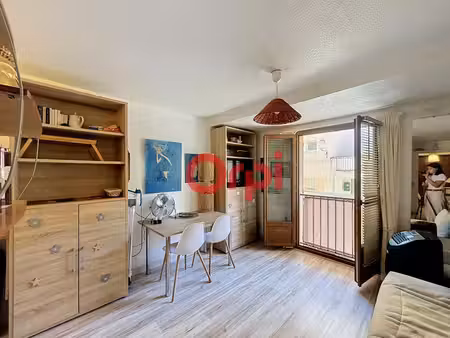 studio meublé avec coin nuit – plein centre-ville