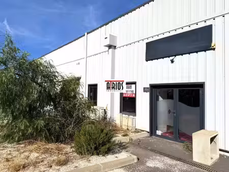 vente bureaux cuers 83390 492m²