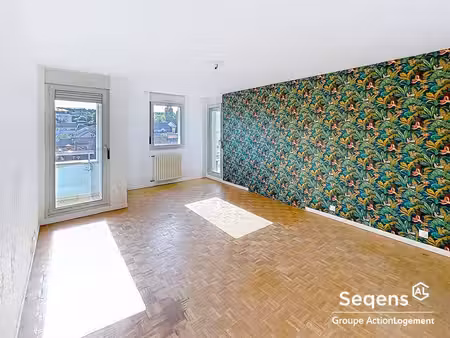 appartement 4 pièces 83.84 m²