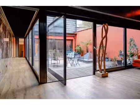 lieu hybride a usage mixte 581m² + terrasse 50m²