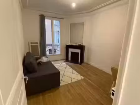 location meublée appartement 2 pièces 40 m² à paris 18ème (75018)  1 390 €