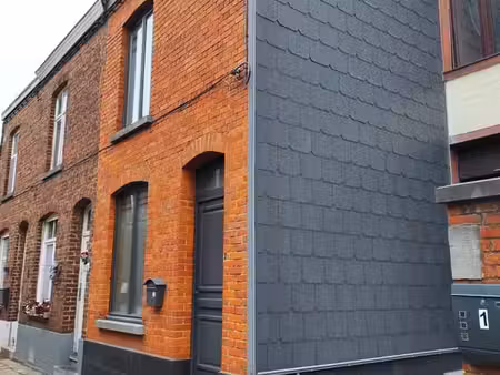 !!!!!!!sous option!!!!!!!!!!maison d'habitation 2 chambres