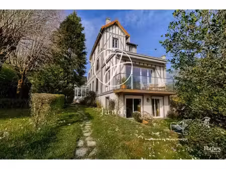 maison de luxe à vendre à garches