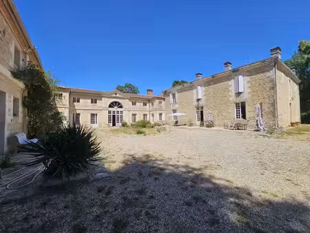 deumeure du xix piscine et communs