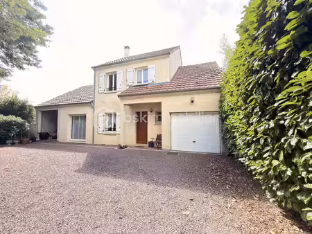 maison traditionnelle de 112 m² à villers-saint-genest