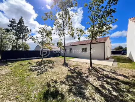 maison contemporaine de 91 93 m² à bourgneuf-en-retz