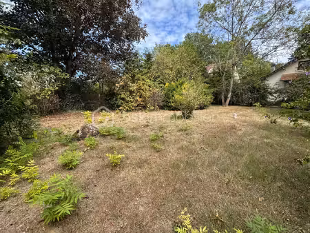 terrain de 368 m² à auvers-saint-georges