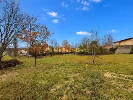terrain 700 m² à gémil sans vis-à-vis  tout-à-l'égout et viabilisé
