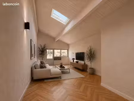 appartement 57 m² de plain-pied avec extérieur privatif