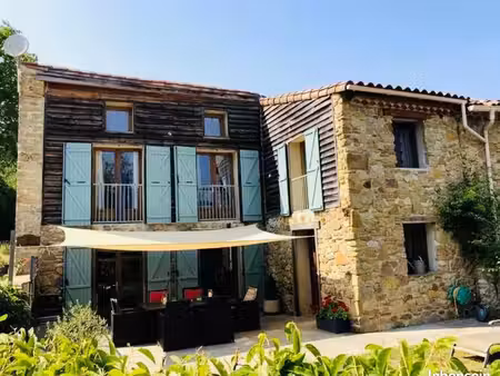 belle grange en pierre entièrement rénovée – 4 chambres – puivert