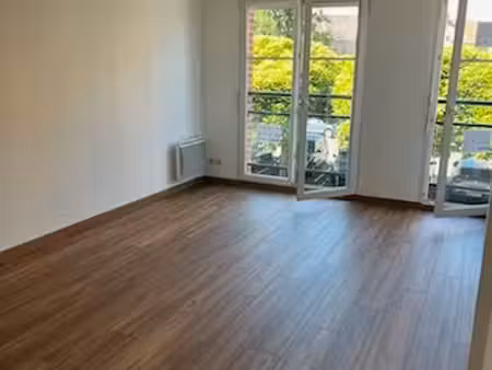 t2 marcq en baroeul quartier bourg 47m2 avec box 14m2 ferme