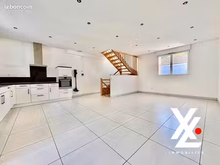 triplex 3 pièces 82 m²