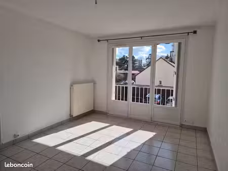 t3 rue de belle isle 57m²