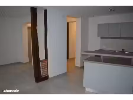a louer appartement t3 - 60 m2 - lombez (gers)
