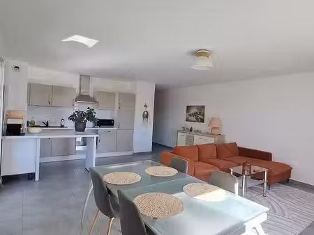 t3 meublé 78 m² – prévessin-moëns – balcon 13 5 m² – garage + parking