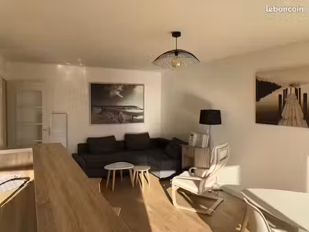 appartement t4 très lumineux avec terrasse et parking couvert