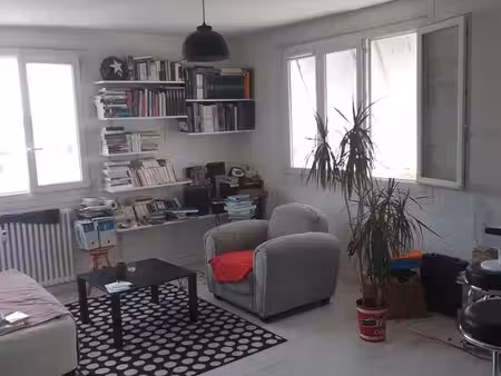 t2 meublé à louer
