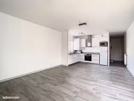 appartement 3 pièces 69 m²