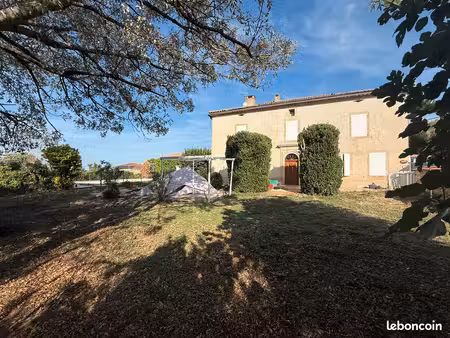 maison familiale avec piscine-poulan-pouzols