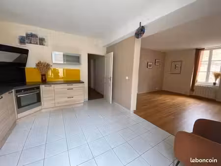 appartement 3 pièces 69 m²