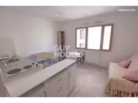 studio 1 pièce 22 m²