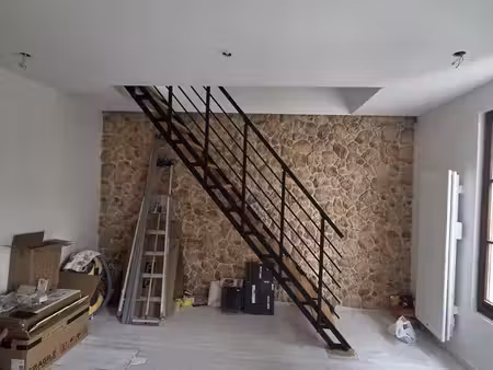 le chesnay – limitrophe de versailles – 2 pièces en duplex – rénové à neuf