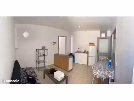 privas – disponible immédiatement appartement - 3 pièces - 45 m2 - 1ière etage