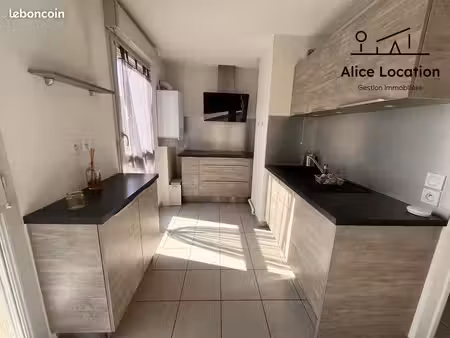 appartement 3 pièces 63 m²