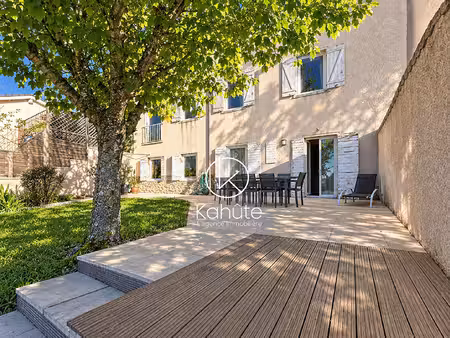 maison de 120m2 située sur la commune de saint didier au mont d'or  4 pièce(s)   3 chambre