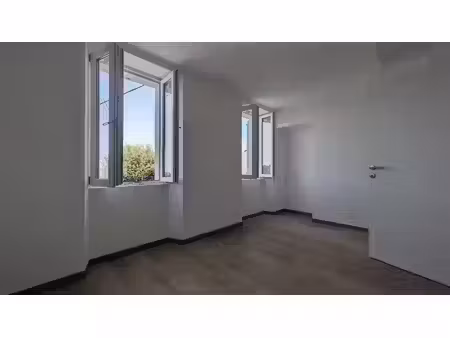 location appartement 2 pièces 45 m² à colomars (06670)  965 €