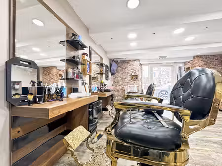 salon de coiffure / barbier prêt à exploiter - tourves centre - loyer 490 €/mois