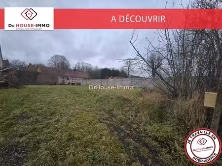 terrain constructible 570 m² – village calme – proche roye – accès a1 rapide