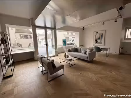 vente local commercial  56.00m²  pau