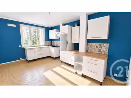 appartement t4 à vendre - 4 pièces - 81 92 m2 - bernay - 27 - haute-normandie