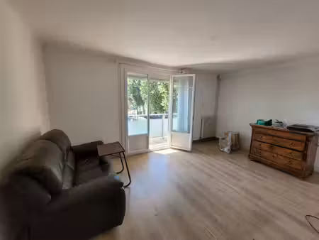 narbonne appartement de type 3 de 60 m2 habitables  coeur de