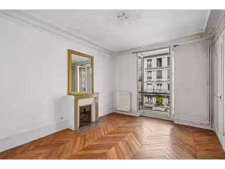 appartement t3 avec balcon - paris 5e