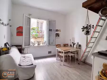 joli studio meublé comédie