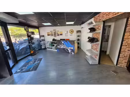 opportunité exceptionnelle fonds de commerce moto & scooter marignane (centre-ville)
