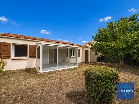 les sables d'olonne  quartier des grands riaux - maison 3 pièces 66.50 m2 avec deux garage