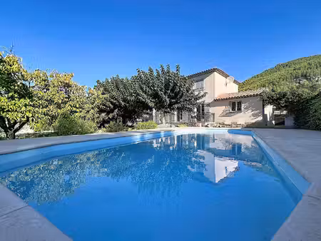 magnifique maison familiale - cuges-les-pins