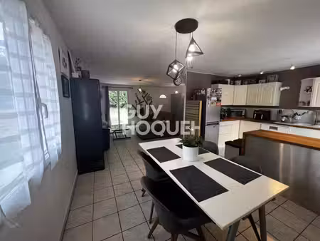maison familiale à feurs : l’équilibre parfait entre espace  pratique et potentiel
