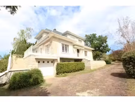 la charité sur loire  maison de maître centre-ville