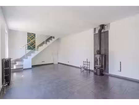 maison individuelle de charme – 96 m² habitables – 3 chambres – proche gare de lagny-thori