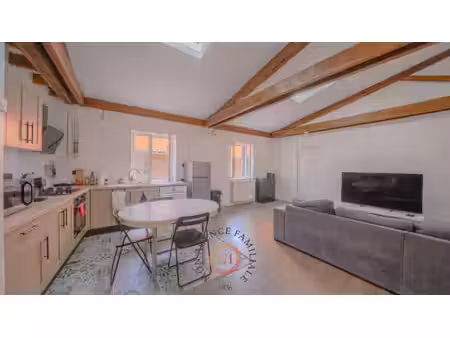 maison 3 pièces de 83 m2